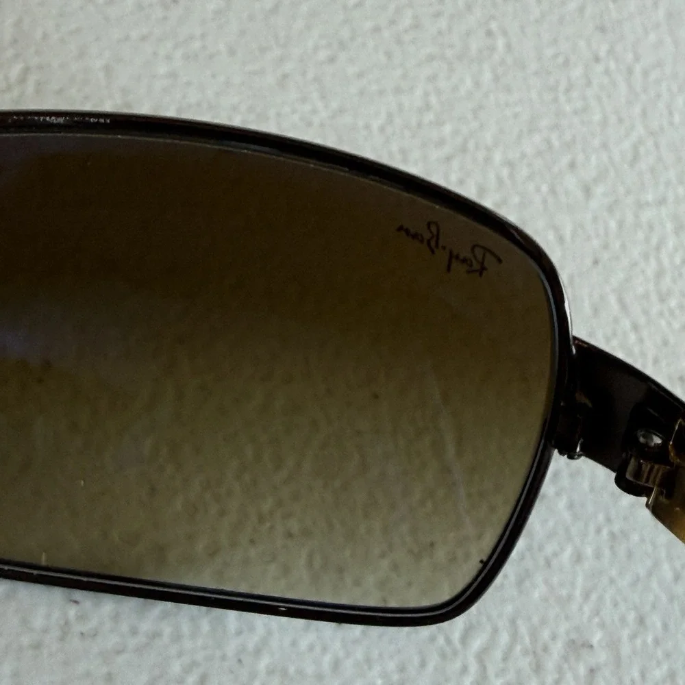 Ray-Ban RB3379 014 51  64-15-130‎ Sunglasses RARE Made In Italy